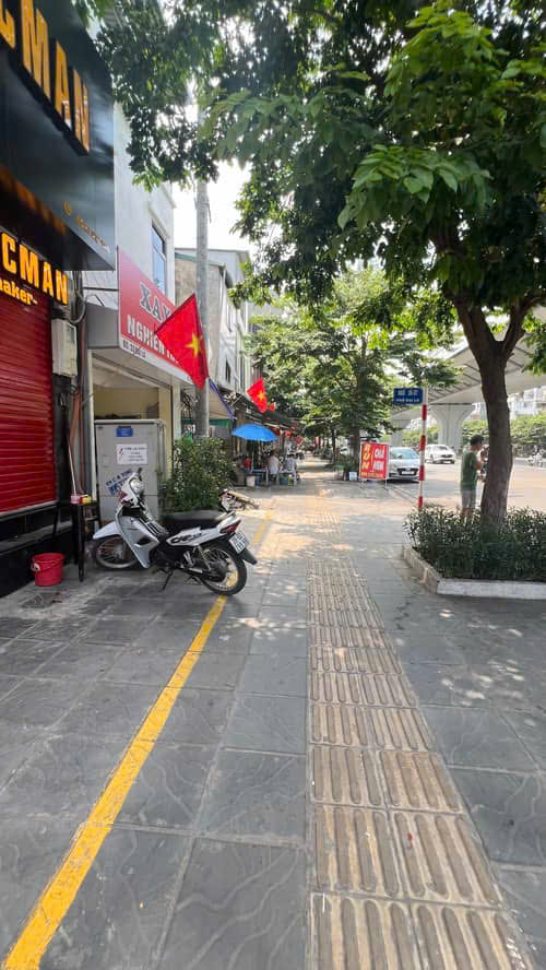 MẶT PHỐ ĐẠI LA, VỈA HÈ ĐÁ BÓNG, OTO DỪNG ĐỖ, KINH DOANH ĐỈNH - Ảnh chính