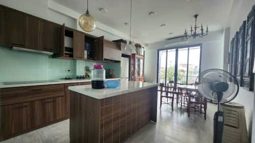 MẶT PHỐ ĐẠI LA, VỈA HÈ ĐÁ BÓNG, OTO DỪNG ĐỖ, KINH DOANH ĐỈNH - Ảnh 2