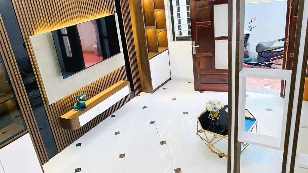 CHÍNH CHỦ CẦN BÁN NHÀ MẶT PHỐ KINH DOANH LONG BIÊN - HỒNG TIẾN - Ảnh 2