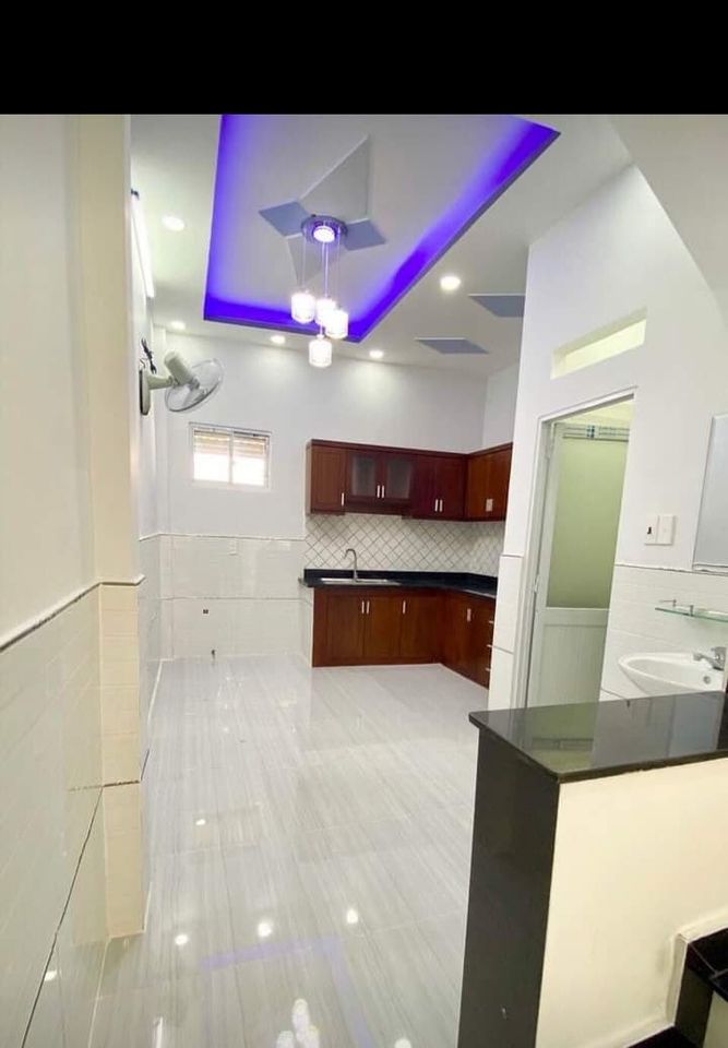 CẦN BÁN GẤP NHÀ ĐƯỜNG HUỲNH VĂN TRÍ, BÌNH CHÁNH, 60M2, SHR, GIÁ 900 TRIỆU - Ảnh 2