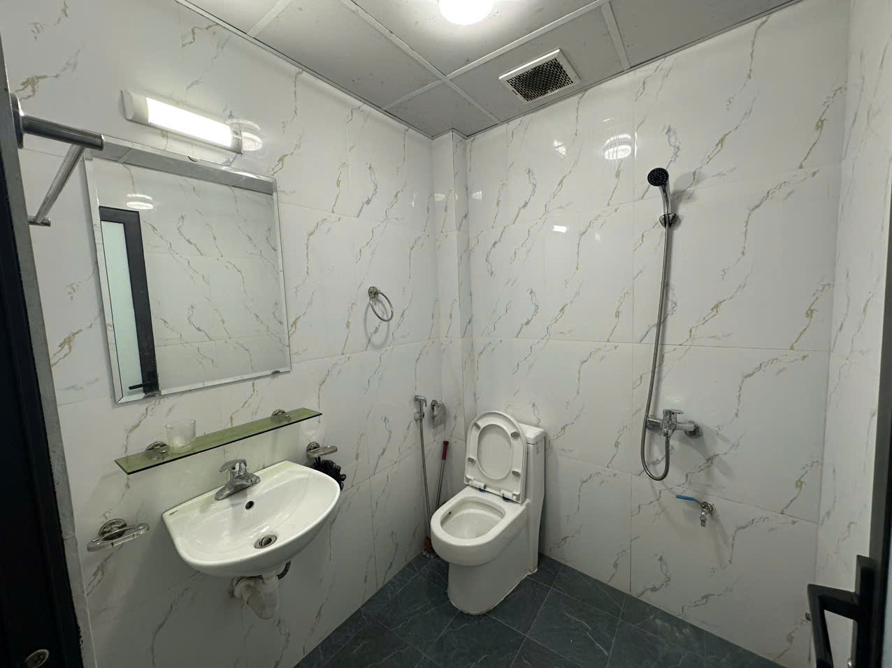 CHÍNH CHỦ CHO THUÊ PHÒNG SẠCH SẼ  THOÁNG MÁT , GIÁ RẺ NGÕ 48 ĐƯỜNG NGỌC HỒI QUẬN HOÀNG MAI - HÀ NỘI - Ảnh 4