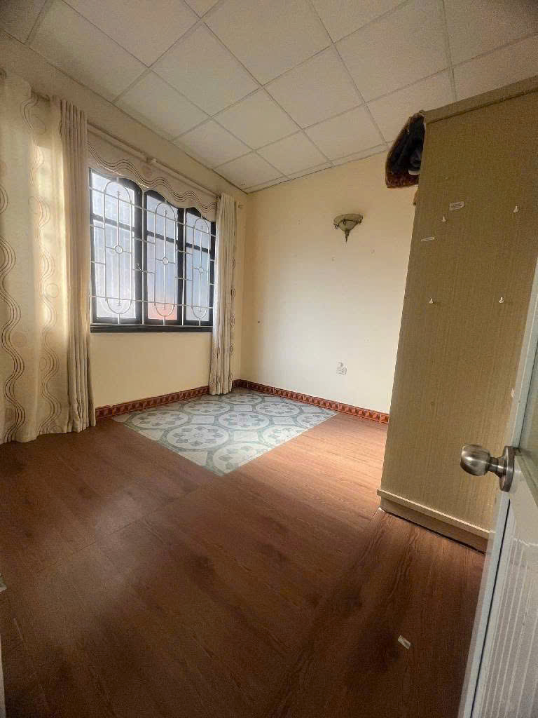 CHÍNH CHỦ NHỜ BÁN ĐƯỜNG CẦU GIẤY Ở NGAY NHÀ DT 38M GIÁ 7 TỶ - Ảnh 2