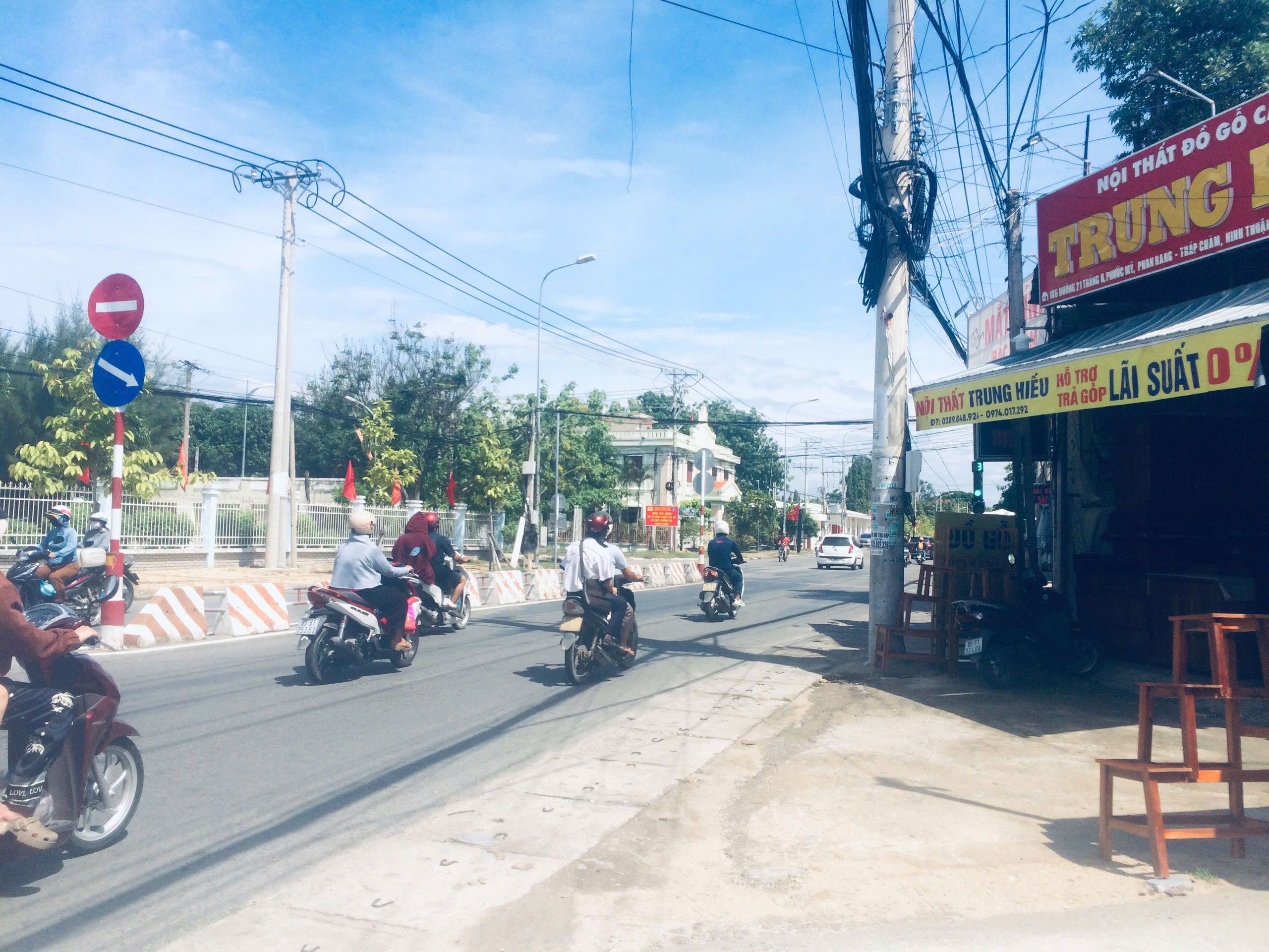 Kẹt tiền cần bán gấp lô đất thổ cư 92m2 đối diện đài truyền hình - Ảnh chính