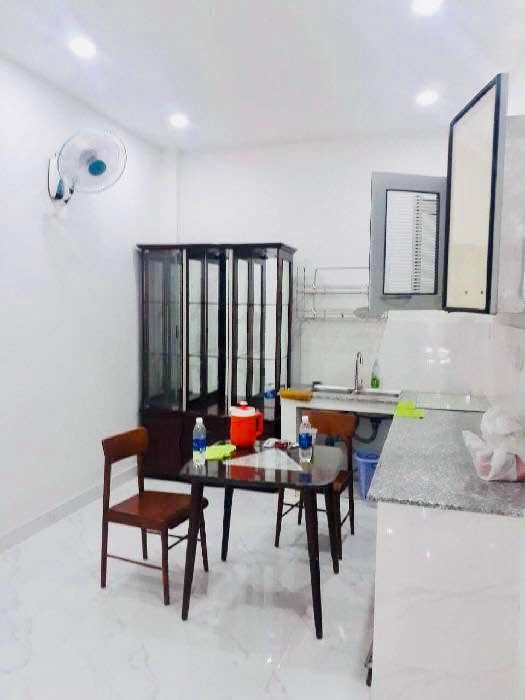 HÀNG HIẾM GIỮA TRUNG TÂM – NHÀ ĐẸP 2 TẦNG – SÁT GA T3 – 60M2 GIÁ CHỈ 4.X TỶ - Ảnh 2