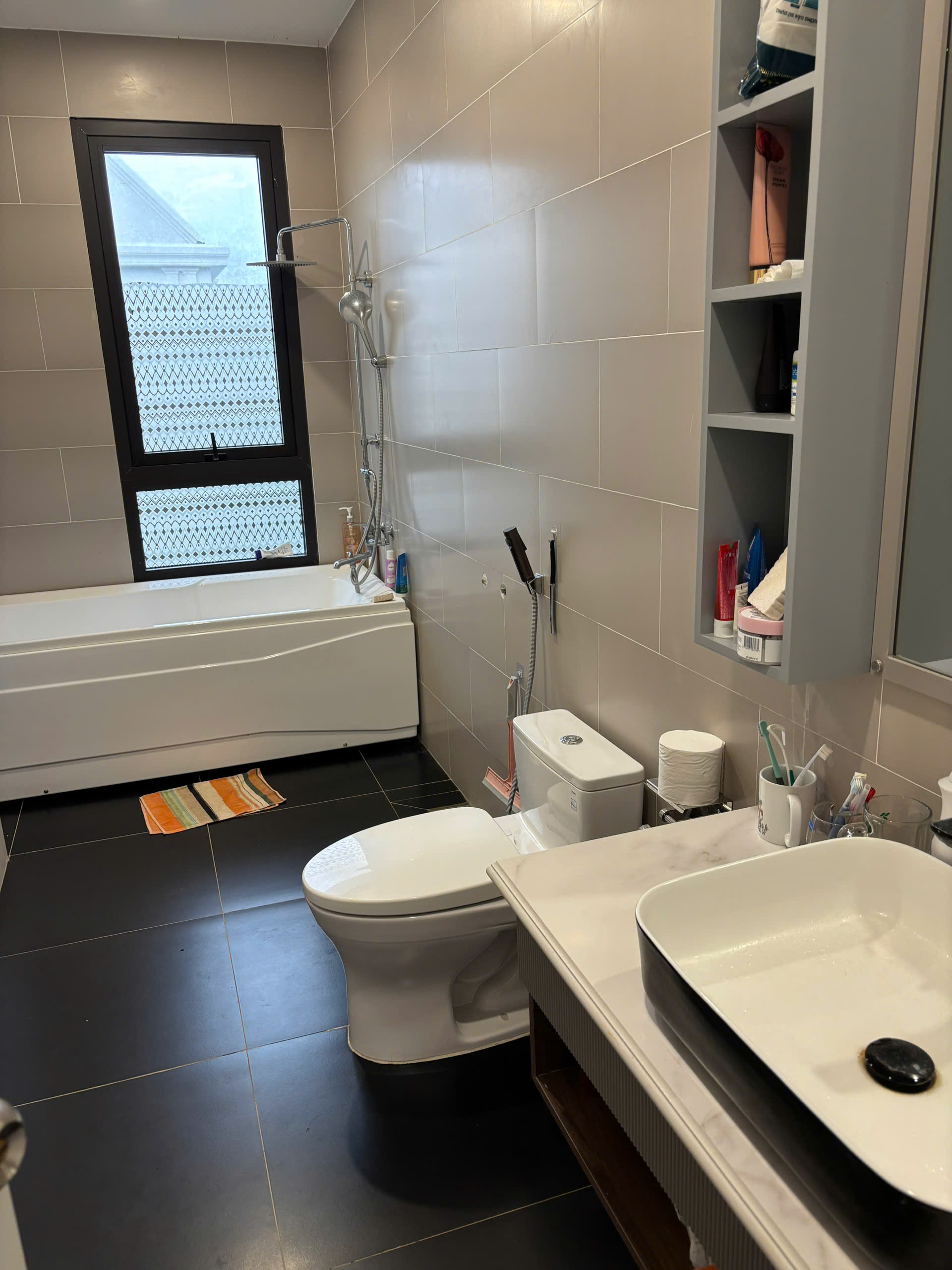 Nhà 4 tầng đường Tường Vi góc khe thoáng hiếm có trong KĐT EcoCity đã hoàn thiện - Ảnh 1