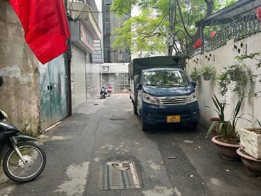CHỈ 11,2 TỶ – NHÀ CẤP 4 LÔ GÓC LẠC LONG QUÂN, TÂY HỒ - Ảnh 1