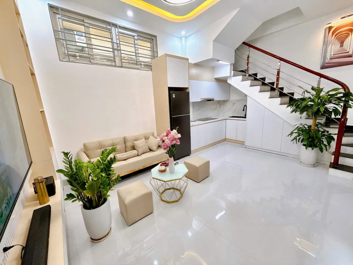 BA GÁC ĐỖ CỬA , NGÕ NÔNG RỘNG , 5 TẦNG FULL NỘI THẤT , 37M2 KHƯƠNG ĐÌNH THANH XUÂN . - Ảnh 2