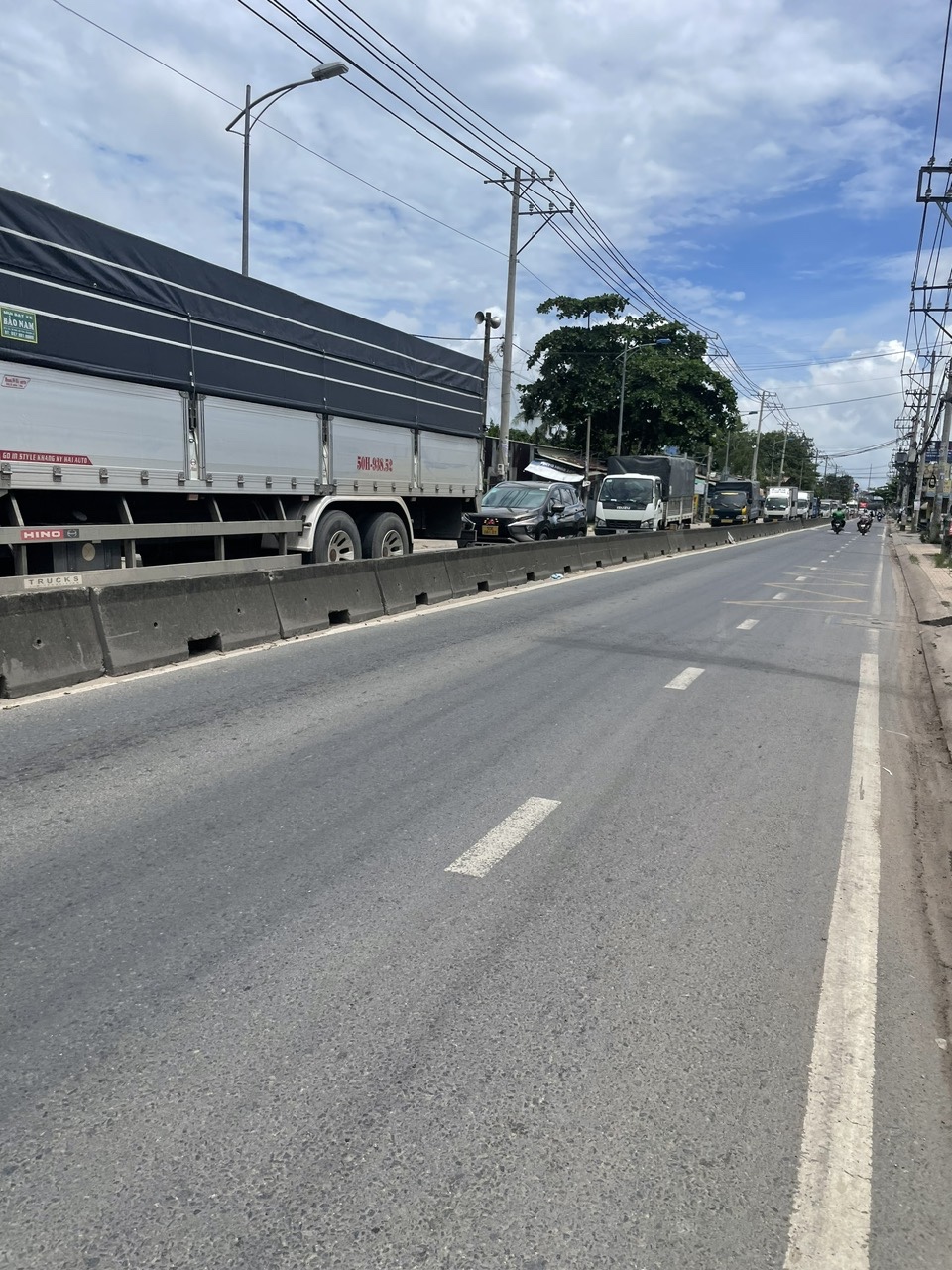 Bán nhà mặt tiền 30x55m giá 49 tỷ Đường Nguyễn Văn Bứa - Ảnh 2