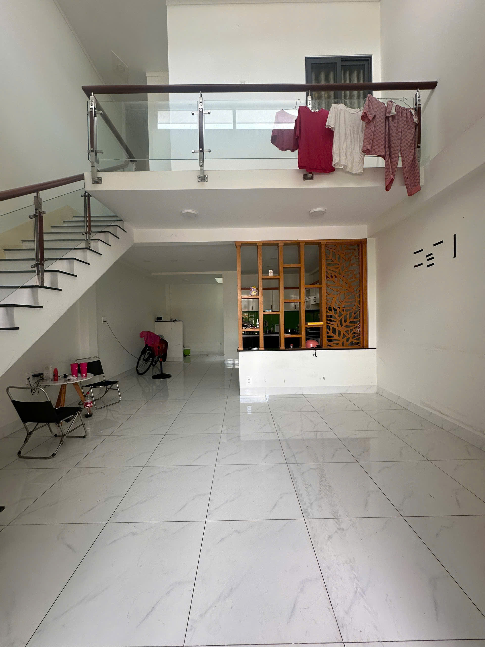 Bán nhà 1T1L mới đẹp, sân oto, nhựa 5m thông, gần chợ Tân Phong, chỉ 3ty250 - Ảnh chính
