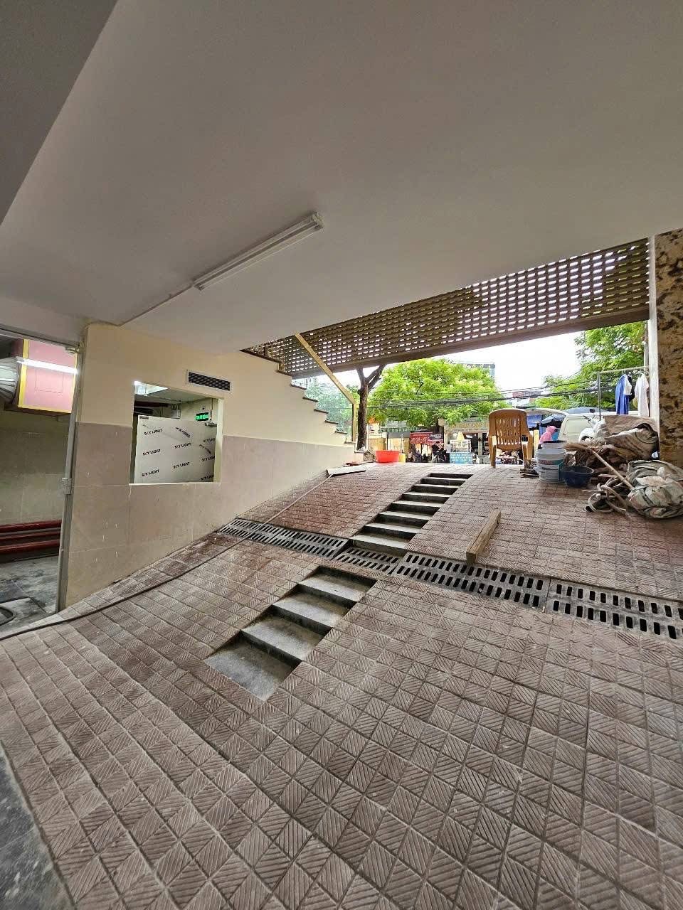 TÒA VĂN PHÒNG, PHỐ XUÂN LA, TÂY HỒ-VỈA HÈ-KD-Ô TÔ: 250M X10T, MT 8M, GIÁ 167 TỶ. - Ảnh 2