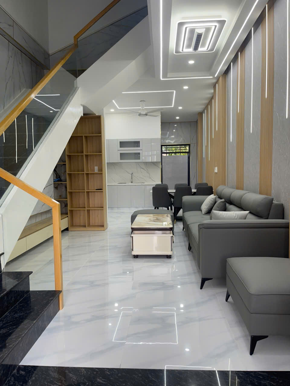 NHÀ ĐẸP – GIÁ TỐT  – CHÍNH CHỦ CẦN BÁN  CĂN NHÀ 3 TẦNG TẠI  P. Bình Chuẩn, TP. Thuận An, Bình Dương - Ảnh 4