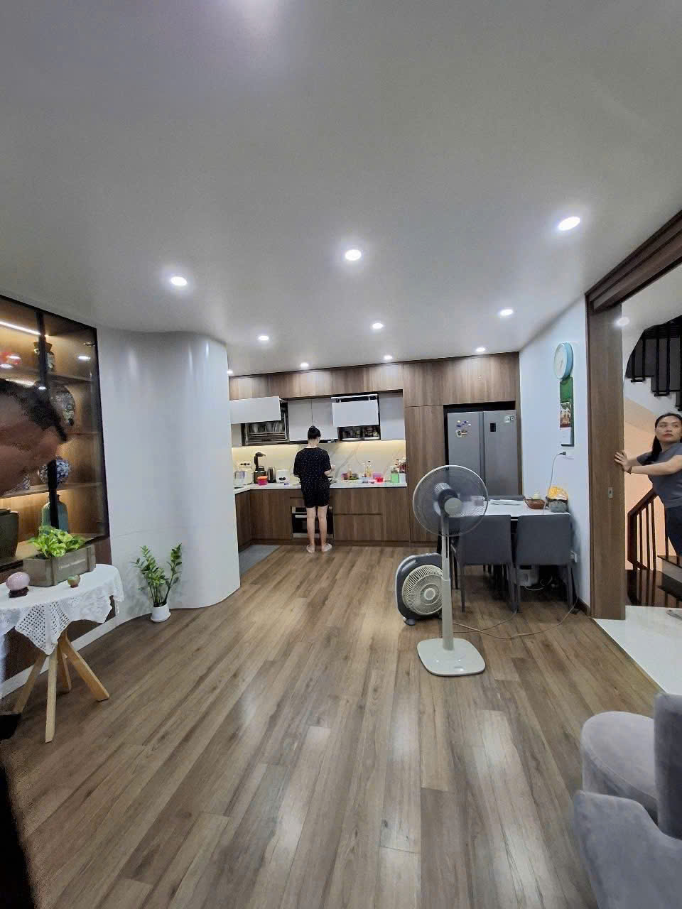 BÁN NHÀ NGHĨA KINH DOANH- Ô TÔ THANG MÁY 35m2 7 tầng mặt tiền 12m Giá 21.2 tỷ - Ảnh chính