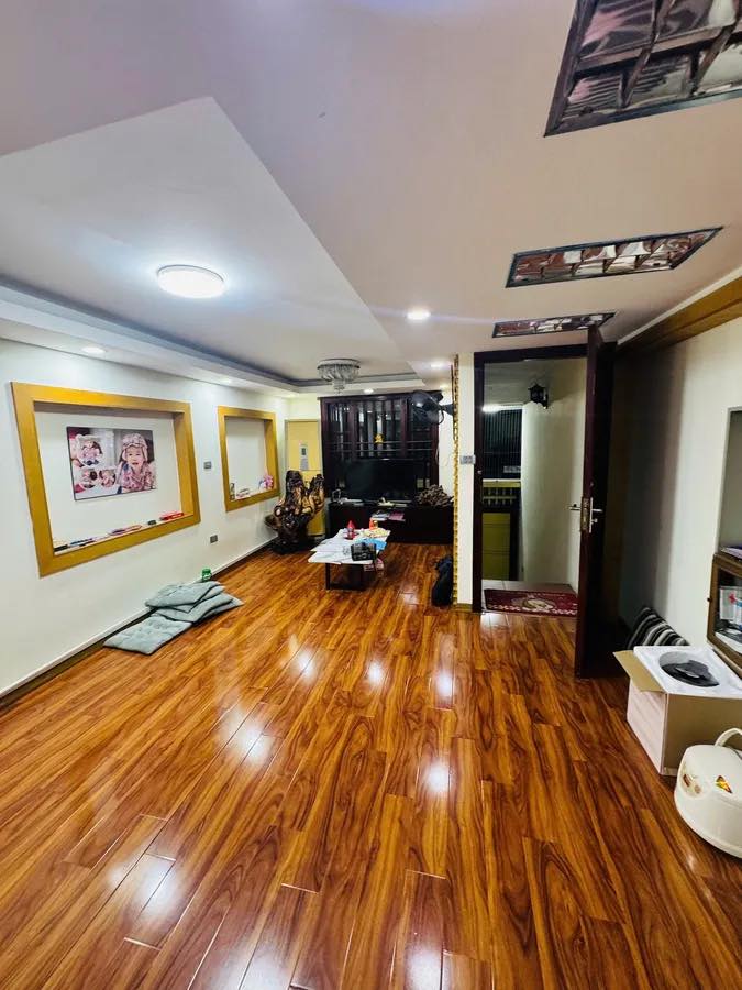 BÁN GẤP NHÀ PHỐ GIA THỤY 45M2 DÂN XÂY 6 TẦNG, GARA Ô TÔ, Ô TÔ TRÁNH. 16.x TỶ - Ảnh 2