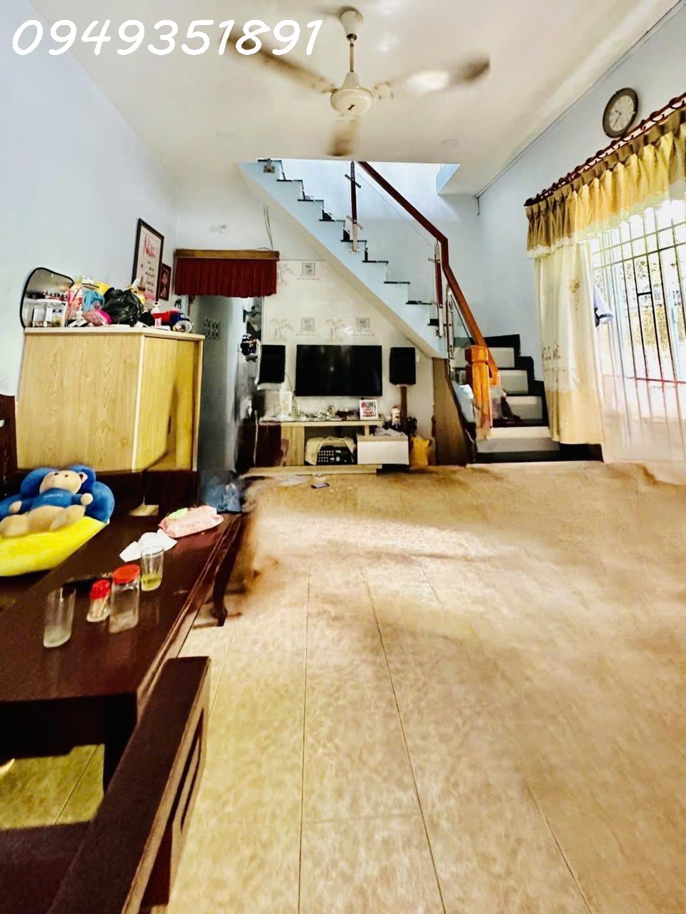 🌟 NHÀ HXH 2TẦNG NGANG 4,2M DÀI 19M 80M2 SHR HOÀN CÔNG ĐỦ GIÁ 6,9Tỷ LH 0949351891 MR TOAN - Ảnh 2