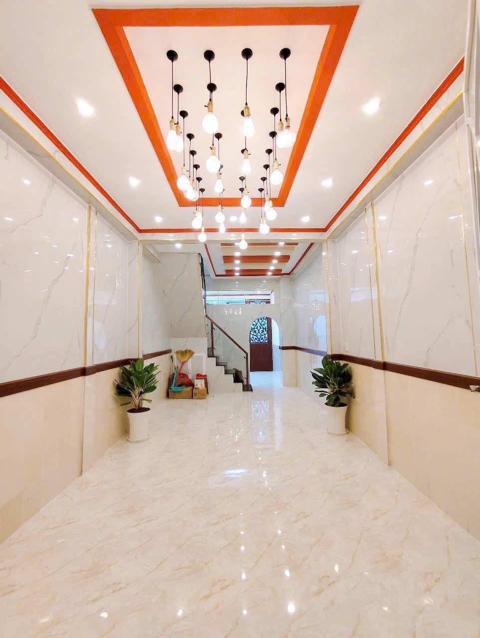 BÁN NHÀ 1T1L ĐẸP - NẰM NGAY ĐẦU HẺM. Hẻm 56 Trần Phú - Vị trí rất gần & đẹp - Ảnh 1