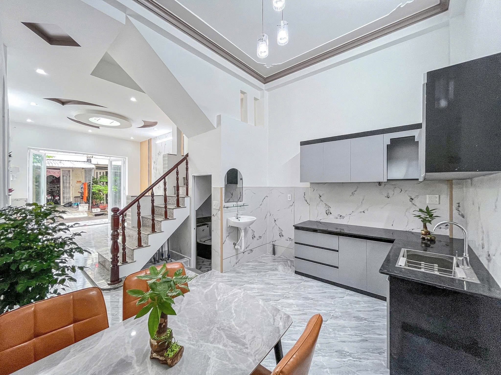 BÁN NHÀ 1T1L đúc, MT Phạm Thế Hiển. Cách chợ An Khánh chỉ 50m - Ảnh 3