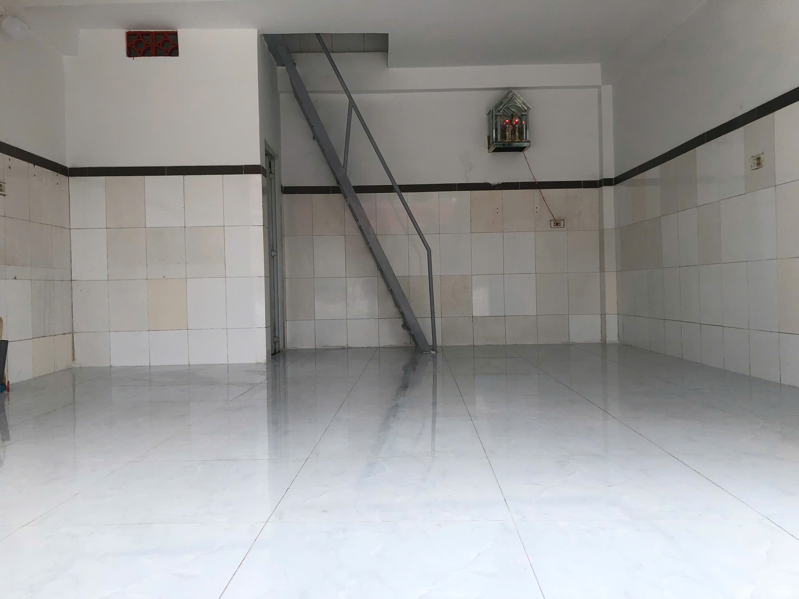 BÁN NHÀ PHỐ QL51 - CẠNH NHÀ THỜ CHU HẢI - Ảnh 1