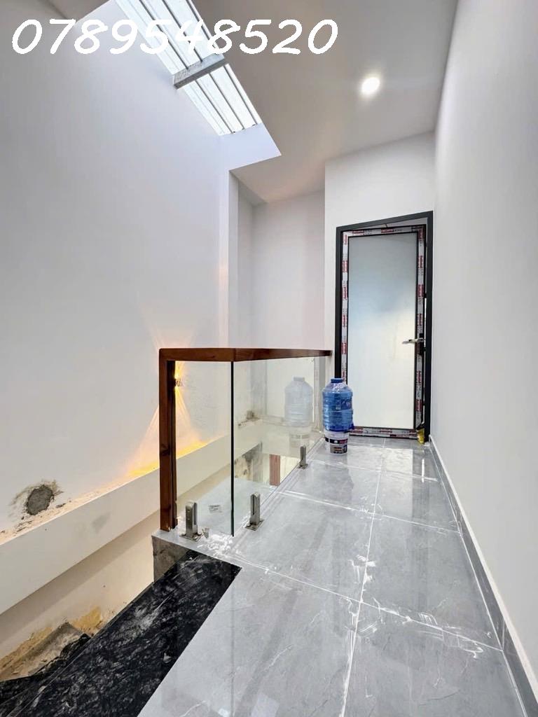 CHÍNH CHỦ BÁN NHÀ NGAY NGÃ TƯ 4 XÃ - LÊ VĂN QUỚI - NHÀ MỚI  GIÁNHỈNH4tỶ - Ảnh 3