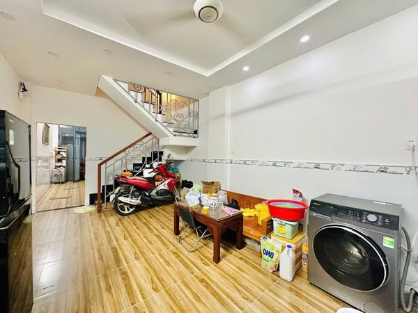 Nhà  Đường Phạm Văn Hai Quận Tân Bình Phường 3. - Ảnh 2