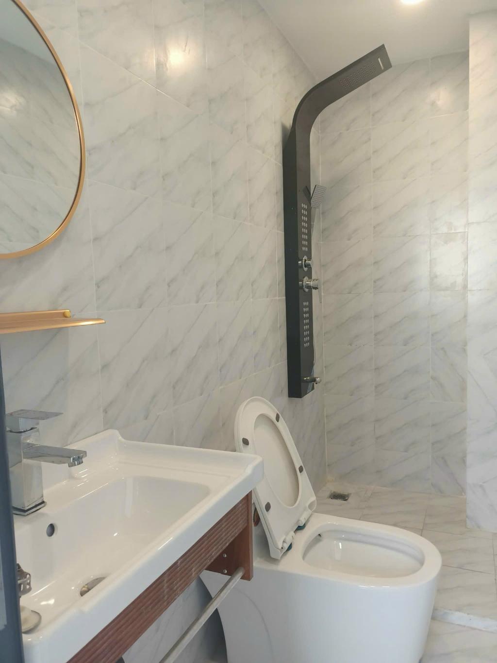 BÁN NHÀ ĐẸP 3 TẦNG NGAY CHỢ LÊ VĂN QUỚI – DIỆN TÍCH KHỦNG 5X20 – GIÁ CHỈ 5.69 TỶ - Ảnh 1