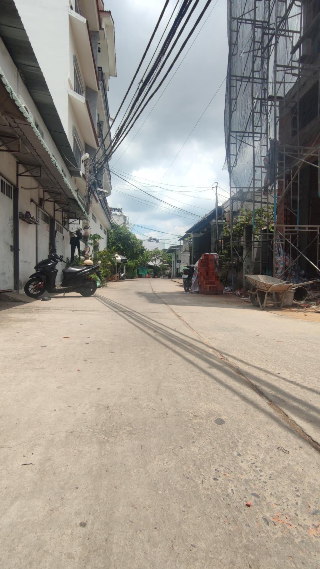 BÁN NHÀ ĐẸP 3 TẦNG NGAY CHỢ LÊ VĂN QUỚI – DIỆN TÍCH KHỦNG 5X20 – GIÁ CHỈ 5.69 TỶ - Ảnh chính