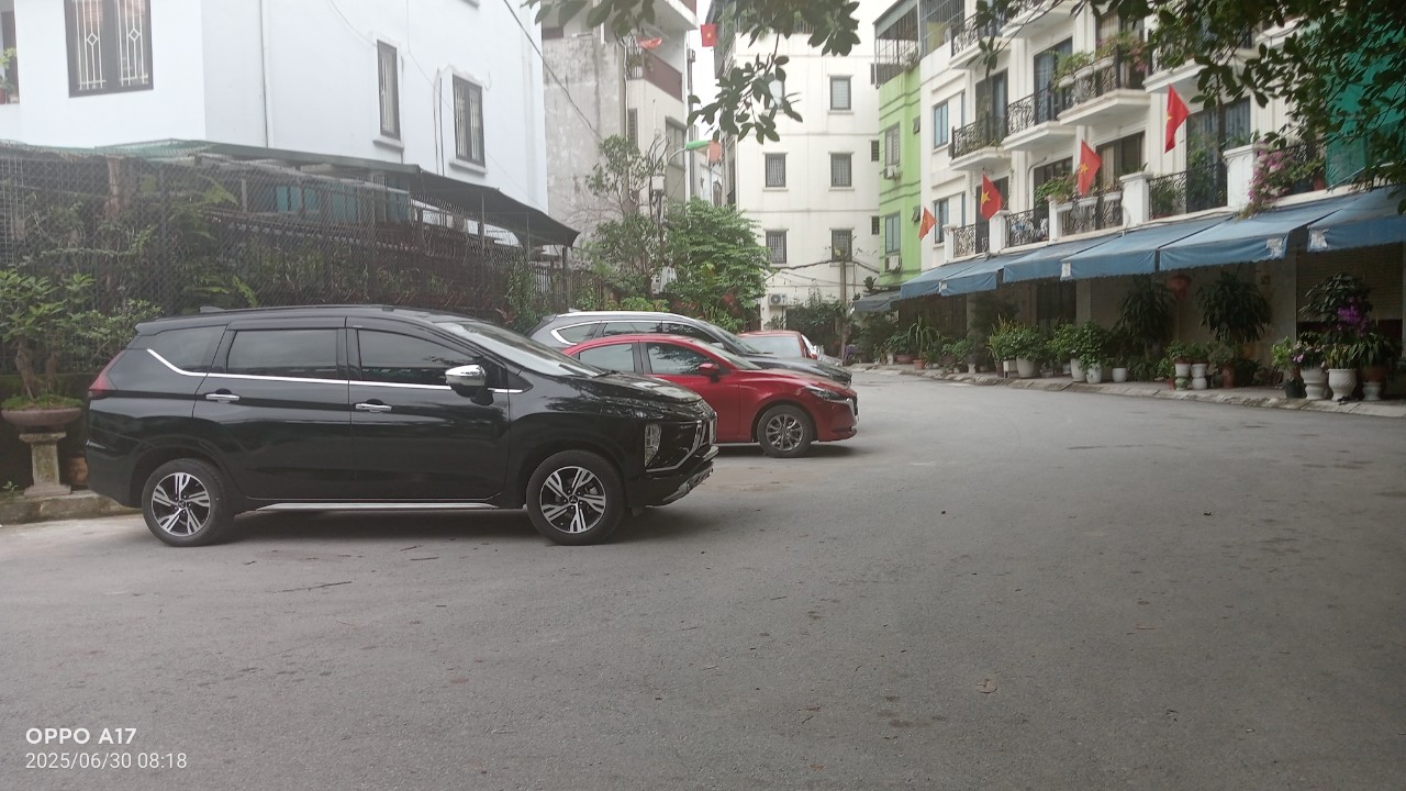 BÁN LÔ ĐẤT MẶT PHỐ HỒNG TIẾN - MẶT TIỀN 16M - KINH DOANH ĐỈNH - Ô TÔ TRÁNH ĐỖ NGÀY ĐÊM - Ảnh 2