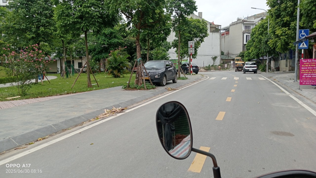 BÁN LÔ ĐẤT MẶT PHỐ HỒNG TIẾN - MẶT TIỀN 16M - KINH DOANH ĐỈNH - Ô TÔ TRÁNH ĐỖ NGÀY ĐÊM - Ảnh chính