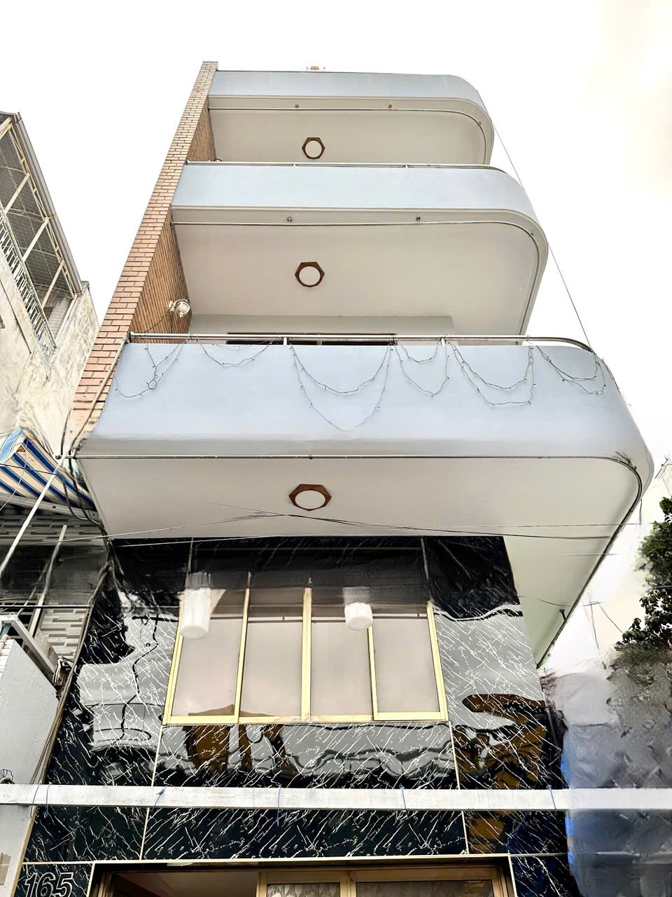 BÁN NHÀ Q10- MẶT TIỀN NGAY CHỢ NGUYỄN TRI PHƯƠNG- 5 TẦNG Ở NGAY: NHỈNH 10 TỶ. Mr Vũ: 0933 910 039 - Ảnh chính
