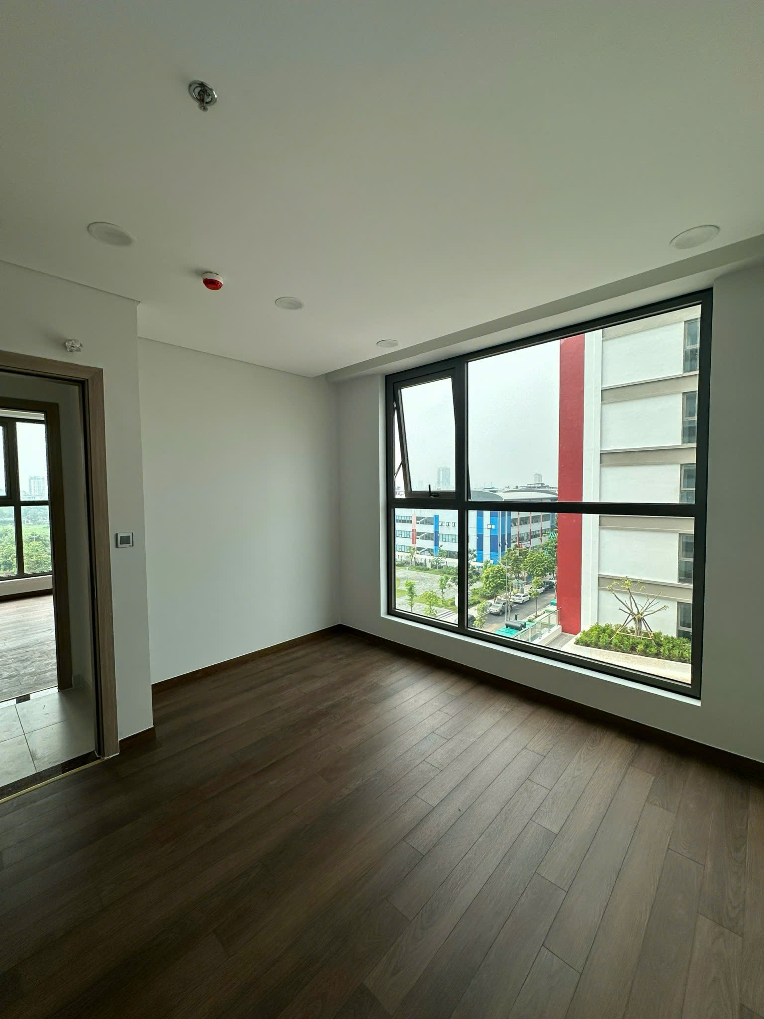 Cần cho thuê căn Khai Sơn city toà K1. Trục 08; 3PN 2VS - Ảnh chính