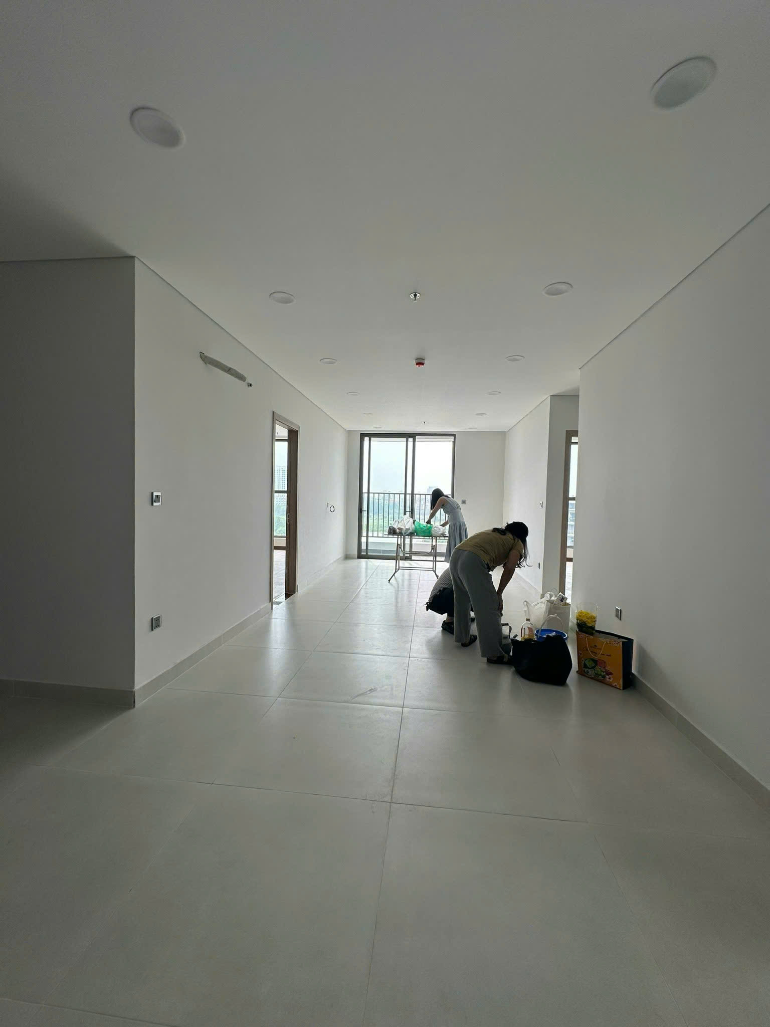 Cần cho thuê căn Khai Sơn city toà K1. Trục 08; 3PN 2VS - Ảnh 1