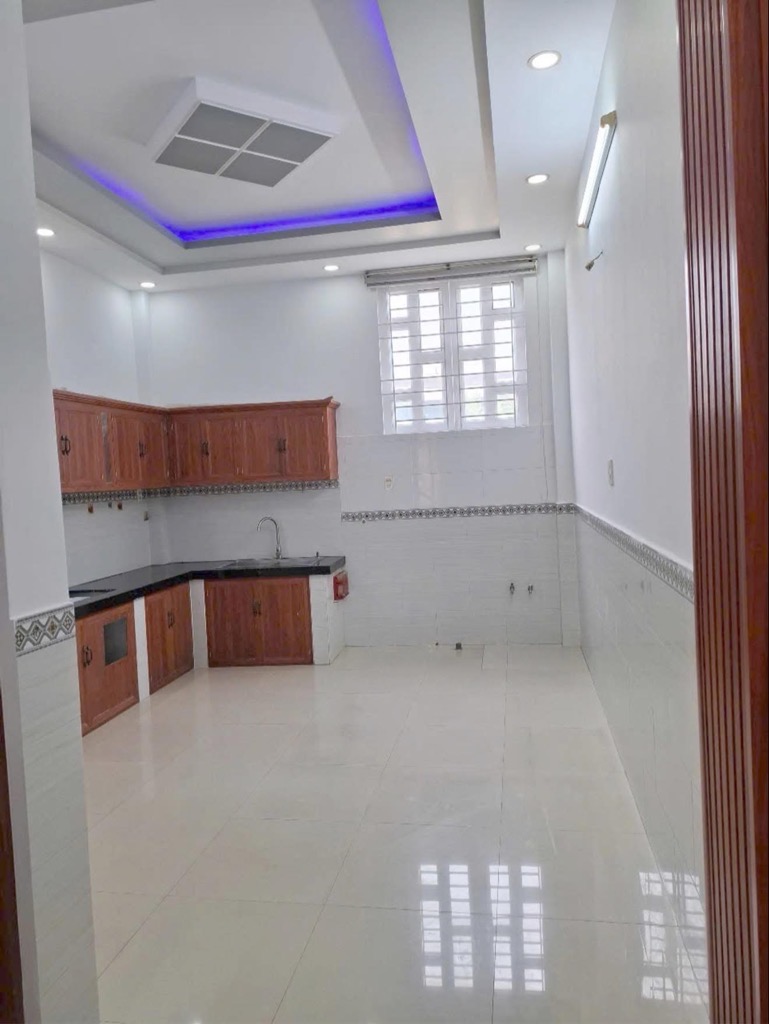 HÀNG HIẾM BÌNH TÂN – NHÀ 3 TẦNG - HẺM XE TẢI - SHR HOÀN CÔNG ĐỦ – CHỈ HƠN 4 TỶ - Ảnh 1
