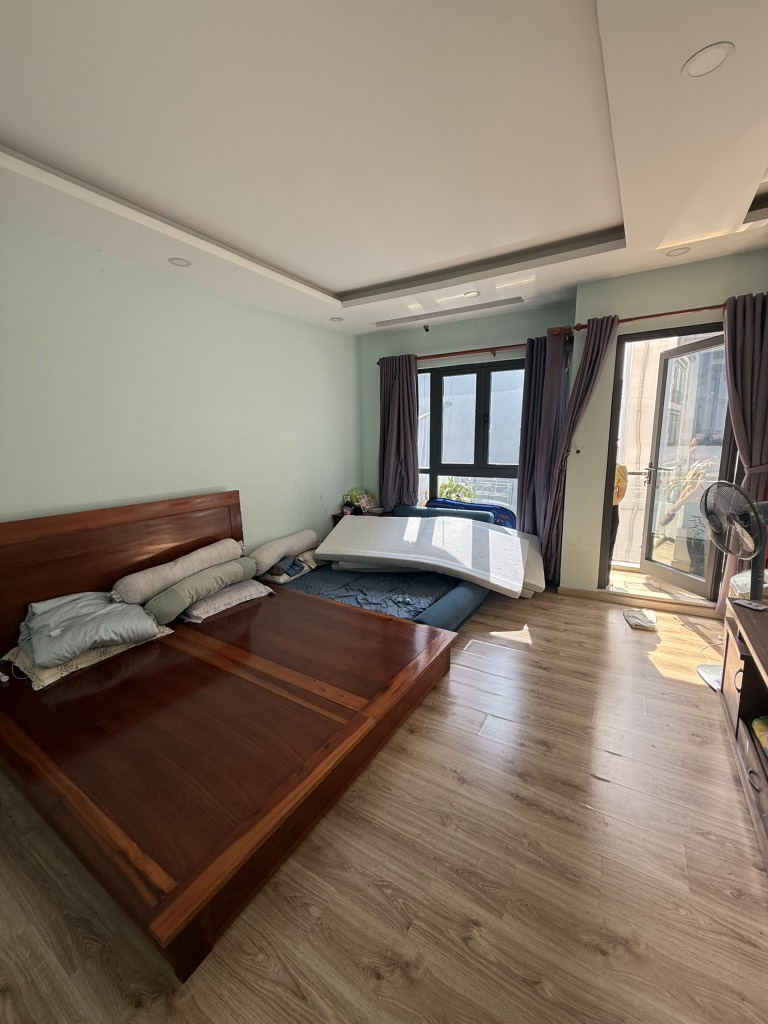 ĐẸP NHƯ NGỌC TRINH - TÂN BÌNH - LẠC LONG QUÂN, 55m2, 5 tầng, siêu xe ngủ nhà, giá bất ngờ. - Ảnh 6