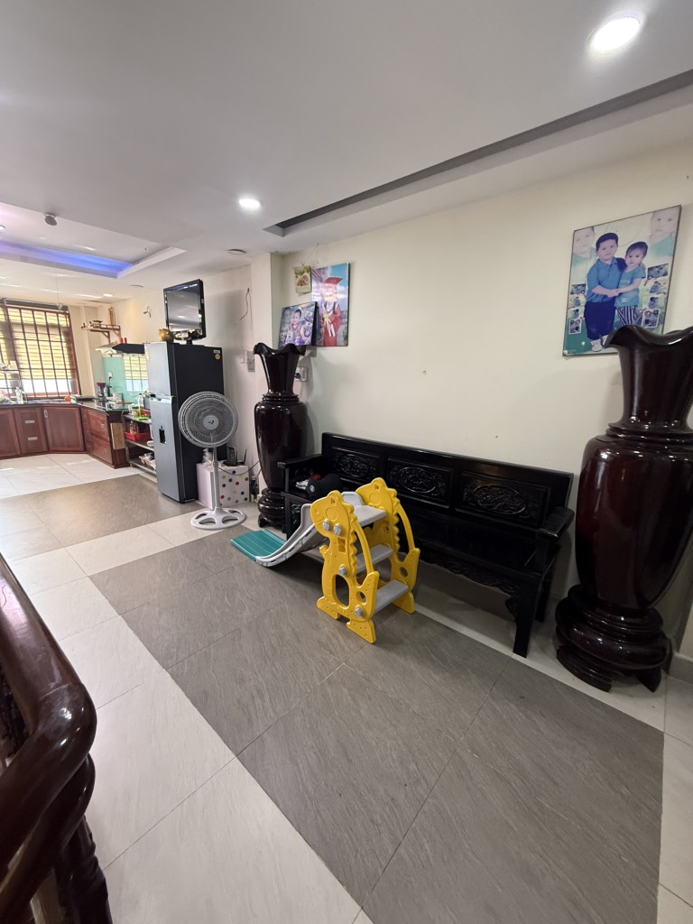 ĐẸP NHƯ NGỌC TRINH - TÂN BÌNH - LẠC LONG QUÂN, 55m2, 5 tầng, siêu xe ngủ nhà, giá bất ngờ. - Ảnh 7
