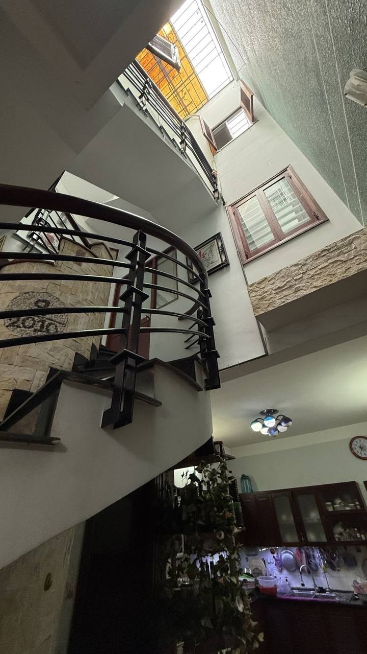 Bán nhà mặt phố 95m² - MTKD Võ Công Tồn, Q. Tân Phú - 7PN - 12,8 tỷ - Ảnh 4