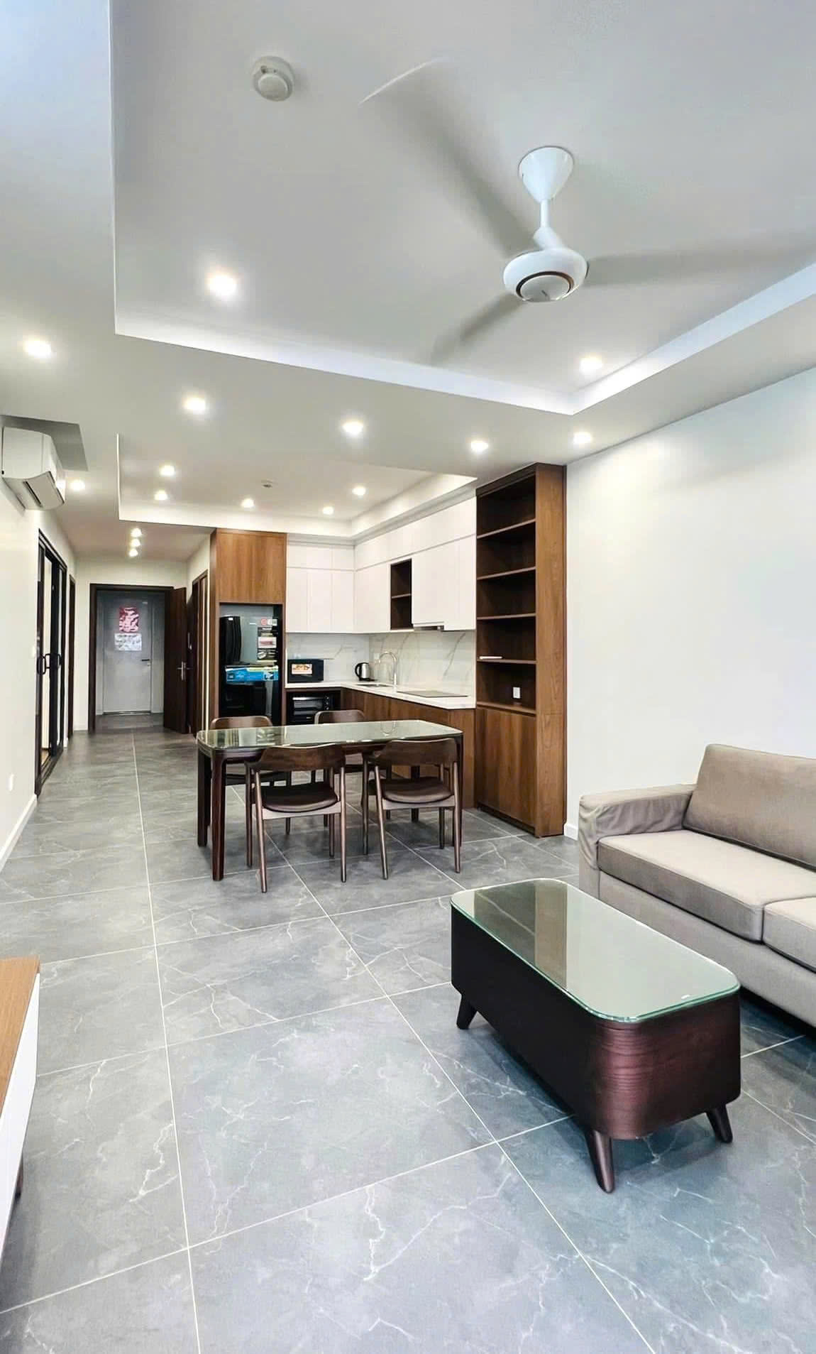 BÁN TÒA NHÀ MẶT PHỐ NGHI TÀM - VIEW HỒ TÂY - 126M² - MT 8M - DÒNG TIỀN 130TR/TH - GIÁ 74 TỶ - Ảnh 1