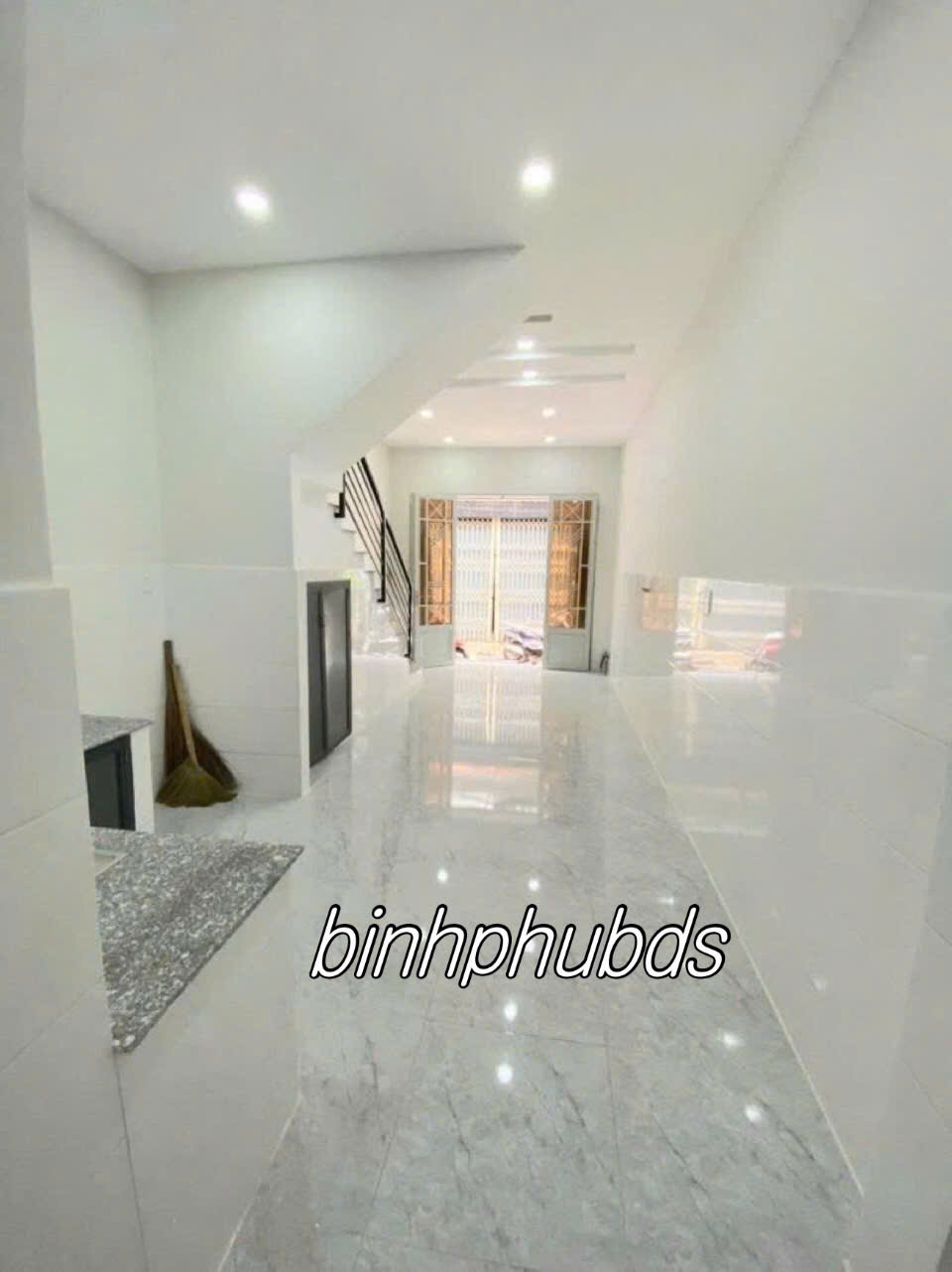 Bán nhà đúc 2 lầu, hẻm 4m thông, giáp Tân Phú, Bình Hưng Hòa A – chỉ 3.65 tỷ - Ảnh 2