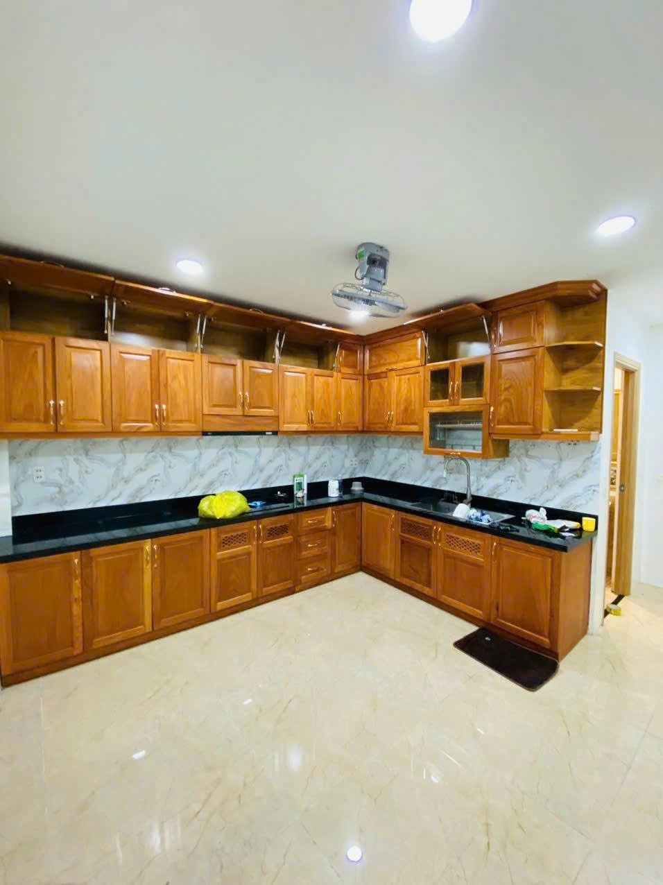 BÁN NHANH CĂN NHÀ VỊ TRÍ ĐẸP TẠI tỉnh lộ 10, Phường Tân Tạo, Bình Tân, HCM - Ảnh 2