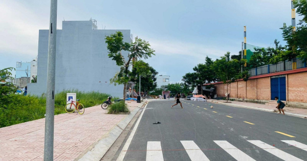 BÁN ĐẤT Ở - TÂY LÂN - BÌNH TÂN - 100M2 - ĐƯỜNG 12M - CHỈ 4.5 TỈ - Ảnh chính
