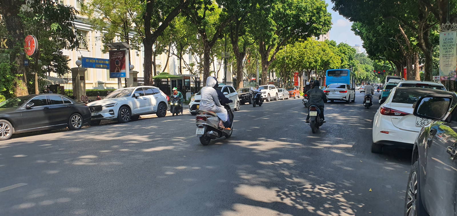 Mặt tiền 14m lô đất vàng tại Bà Triệu duy nhất còn xót lại. - Ảnh 2