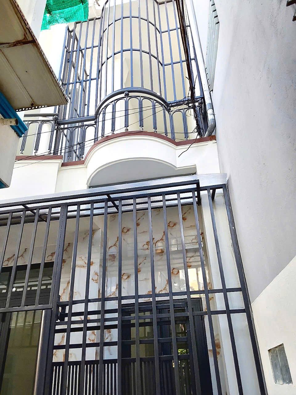 BÁN NHANH NHÀ 2 TẦNG TTTP HẺM PHAN ĐÌNH GIÓT PHƯƠNG SÀI 3TY090 - Ảnh chính
