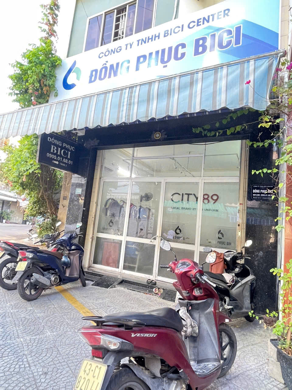 BÁN NHÀ MẶT TIỀN 132 ĐỖ QUANG, 46M 3 TẦNG 3PN3VS HƯỚNG ĐÔNG NAM. 6,9TỶ, LH 0905113070. - Ảnh 1