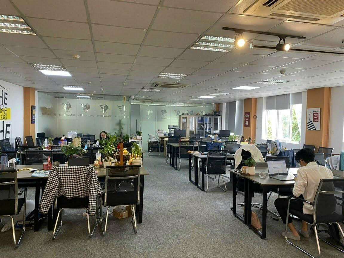 Cho Thuê Văn Phòng 140m² Mặt Phố Trần Thái Tông, Giá Rẻ Nhất, Quận Cầu Giấy - Ảnh 4
