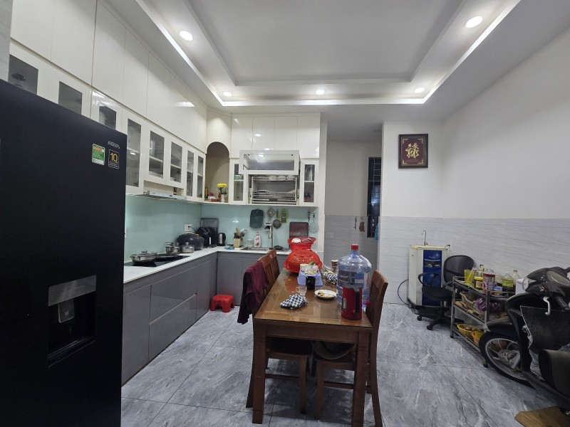 Bán nhà mặt phố Bình Chiểu, Thủ Đức, nhà 4 tầng, DT 332m², sổ hồng. Giá 15.35  tỷ - Ảnh 1