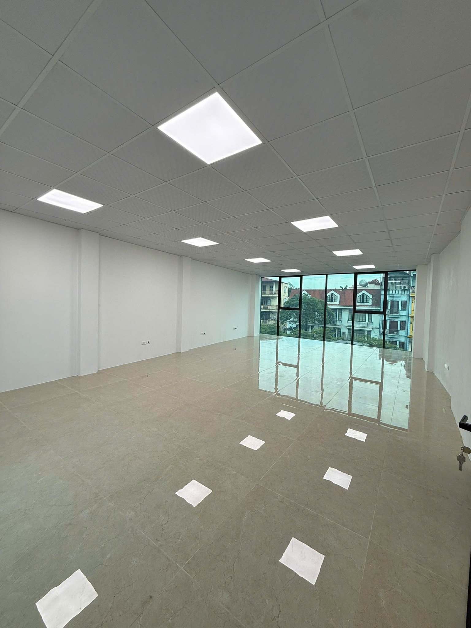 ⚜️ TÒA VĂN PHÒNG MẶT PHỐ VIP ĐÀO TẤN, 160M2 5T THANG MÁY MT 6.5M, CHỈ 122 TỶ ⚜️ - Ảnh 1