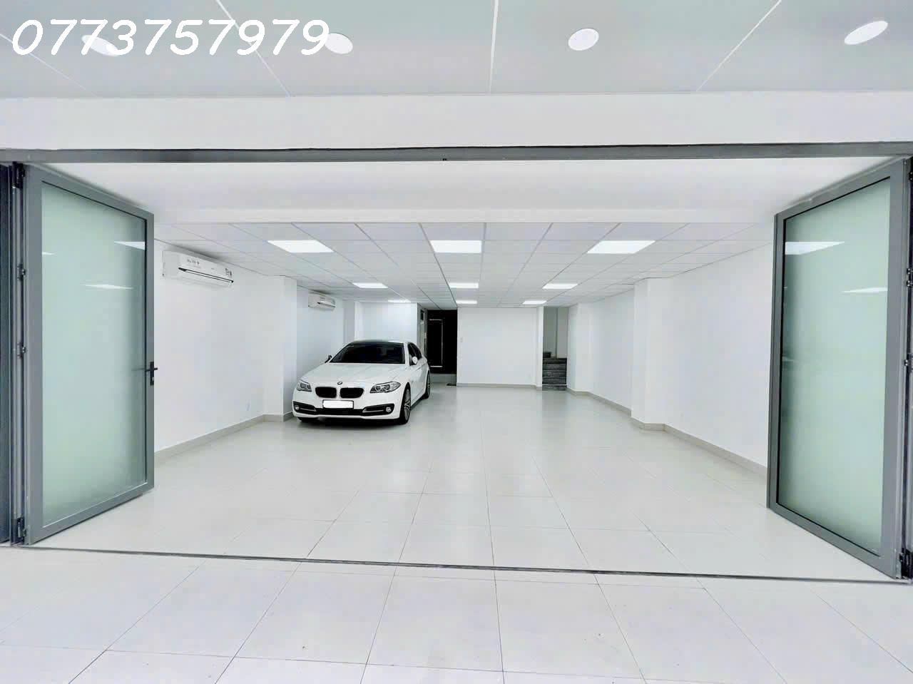 BÁN TÒA NHÀ 5 TẦNG THANG MÁY HUỲNH VĂN BÁNH, PHÚ NHUẬN. DT 8X20M, HĐ THUÊ 65TR GIÁ 21TỶ5 - Ảnh 1