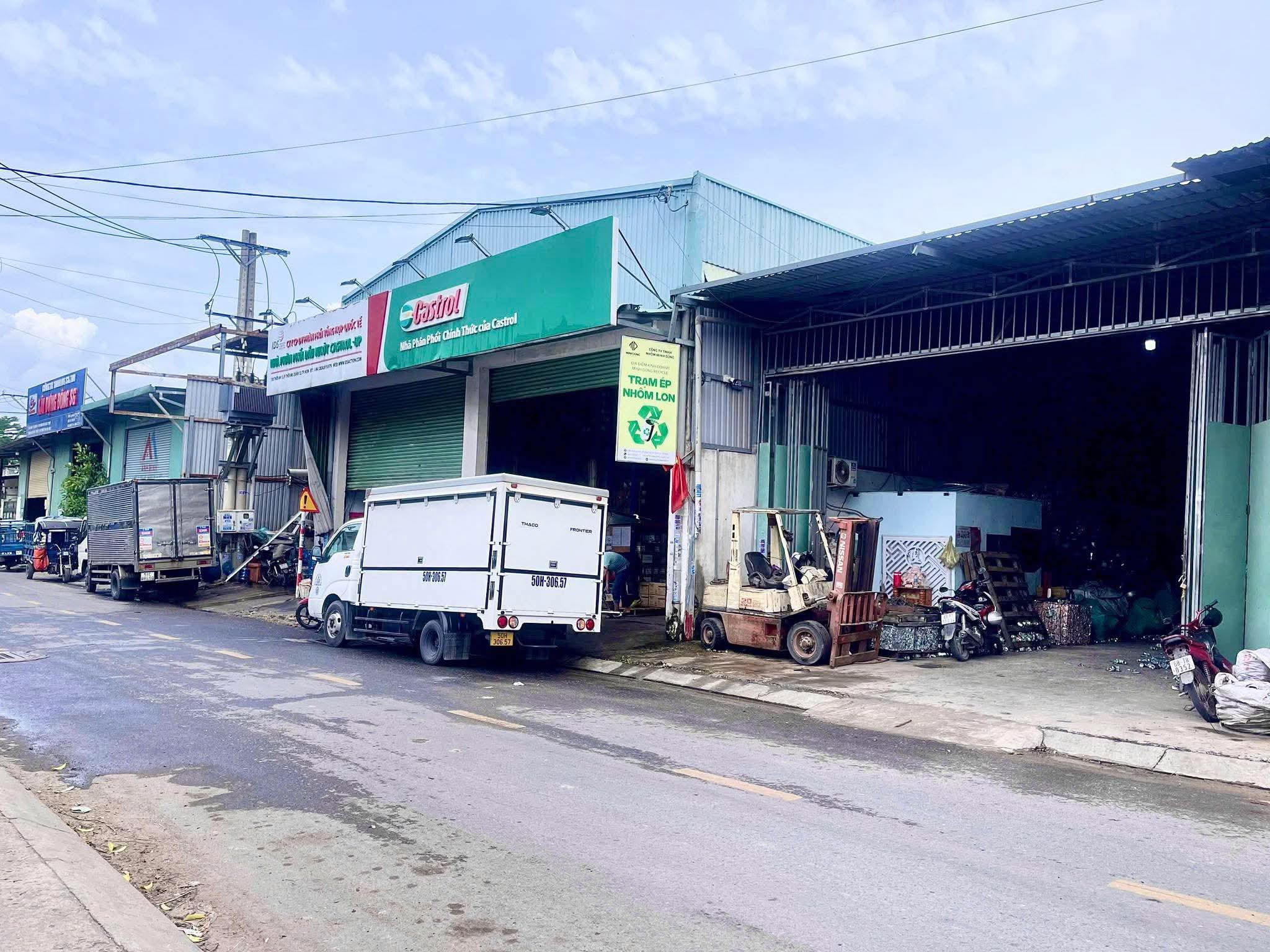 Bán nhà mặt tiền đường 8x35m giá 11,5 tỷ Đường Thới An 13 - Ảnh chính