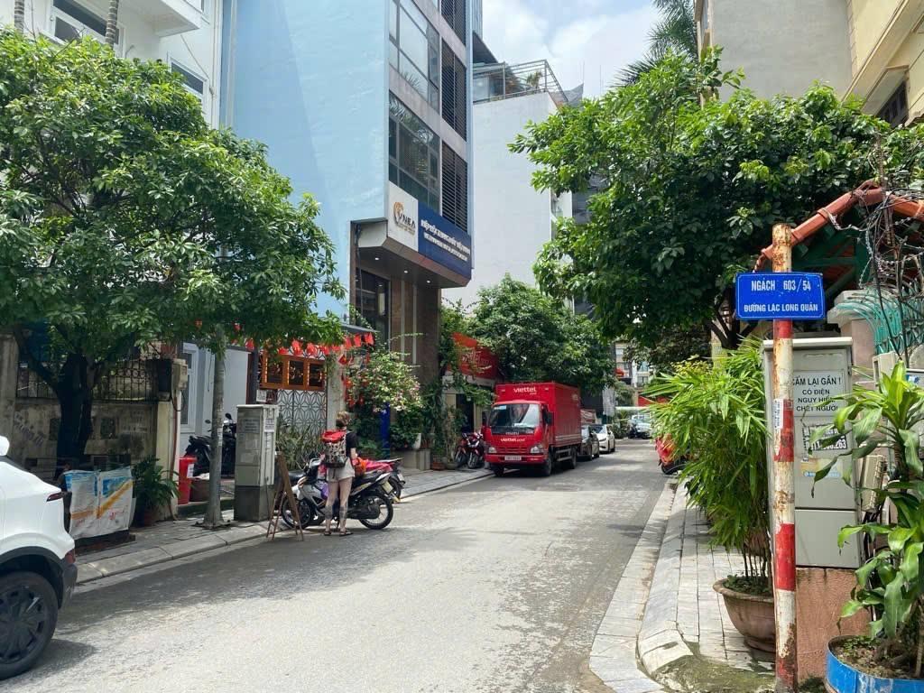 Bán nhà Lạc Long Quân lô góc oto thang máy gần phố 81m 7tầng 25,3 tỷ - Ảnh chính