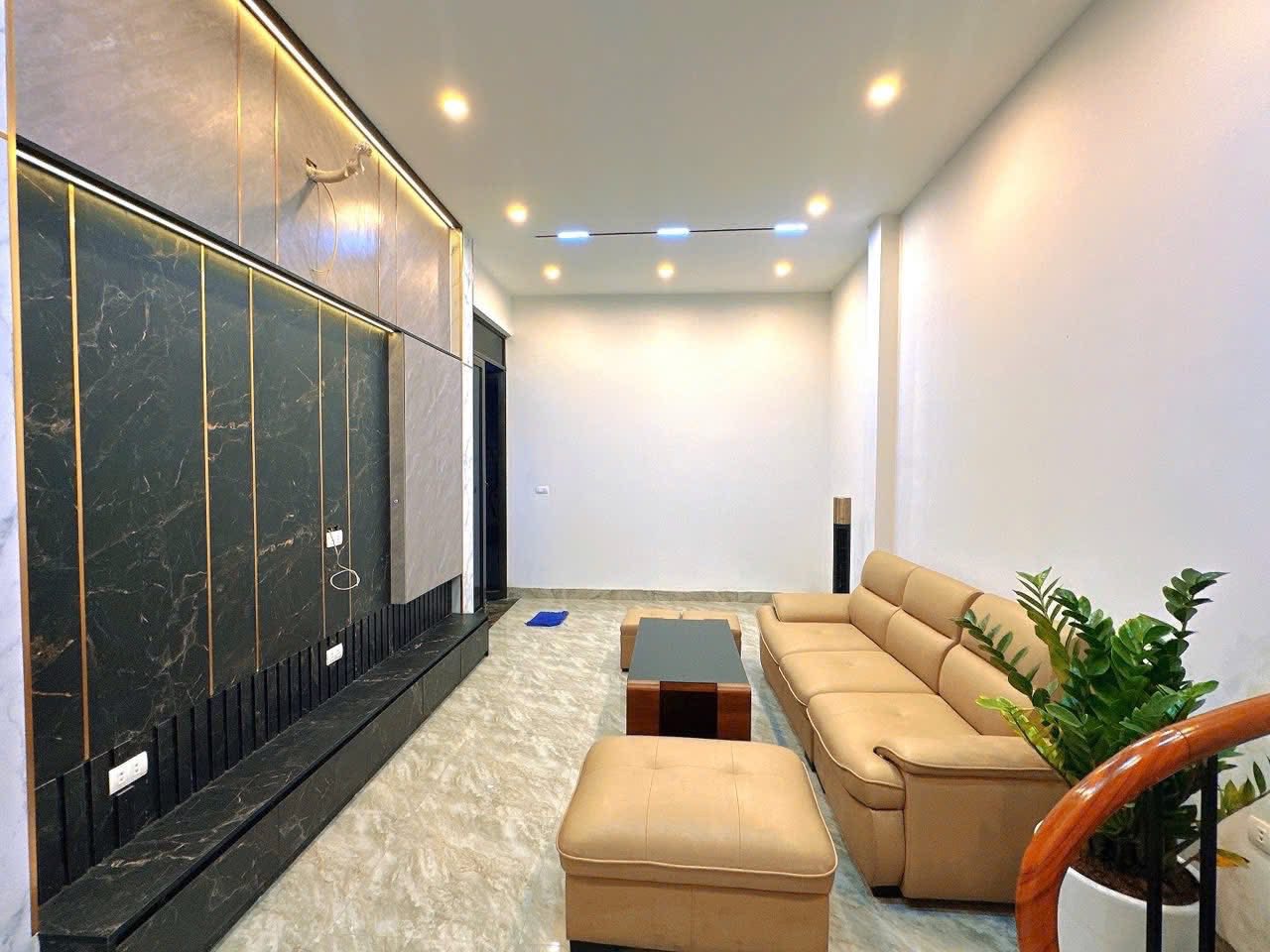 NHÀ ĐẸP TRUNG TÂM TÂY HỒ – 45M2 – 7 TỈ 4 – 6 TẦNG THANG MÁY – THÔNG TRÍCH SÀI – Ở NGAY - Ảnh 4