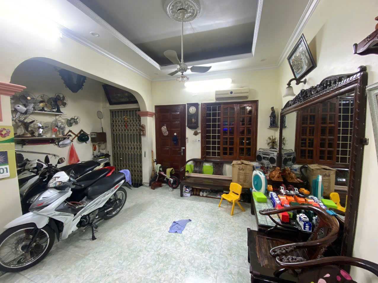 BÁN NHÀ CHÍNH CHỦ - HAI MẶT NGÕ - SỔ ĐỎ RIÊNG TẠI HOÀNG MAI, HÀ NỘI - Ảnh 2