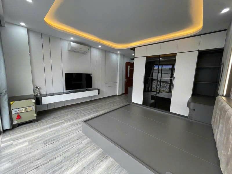 Bán nhà dân xây phân lô Việt Hưng,45M,MT 6M,lô góc 2 mặt ngõ,ô tô thông,KD đỉnh,hơn 8 tỷ - Ảnh 3